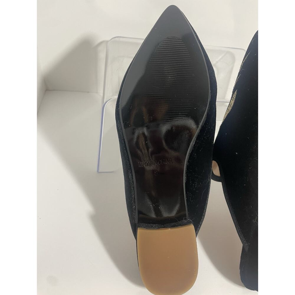 Mavirs Black Velvety w/ Gold Embroidery Slide Ons Size 8 NWOT - Picture 10 of 10